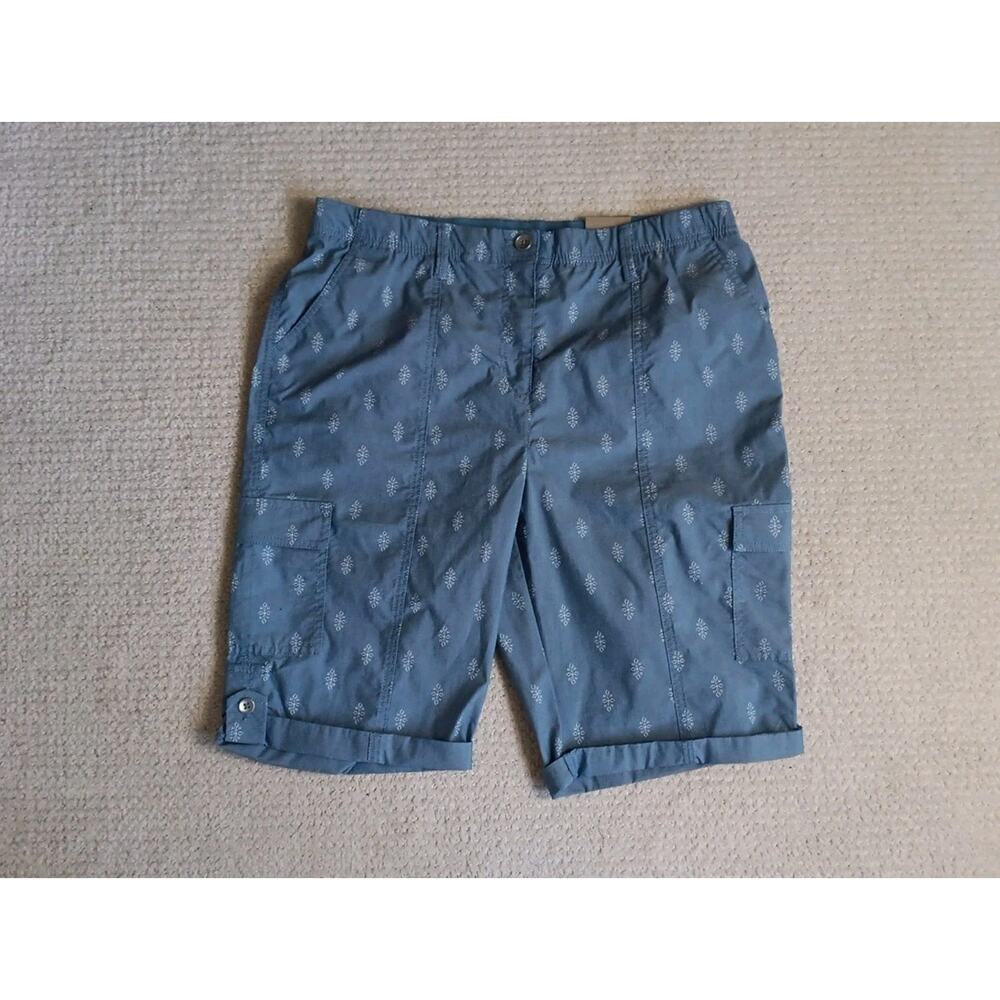 NWT Chico’s Fitigues Shorts Modern Foulard Indigo Blue Womens Sz 1 US 8